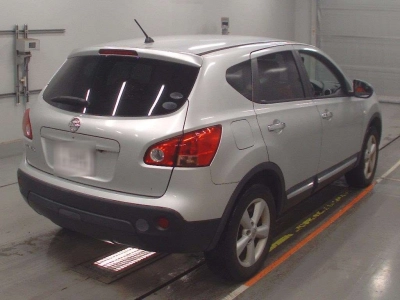 NISSAN DUALIS