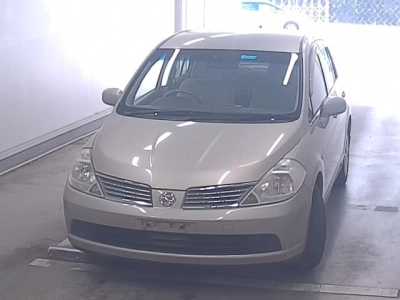 NISSAN TIIDA LATIO