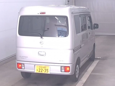 NISSAN CLIPPER