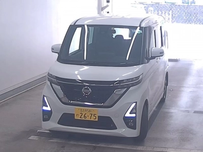 NISSAN ROOX
