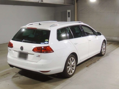VOLKSWAGEN GOLF VARIANT