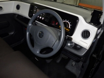 SUZUKI MRWAGON