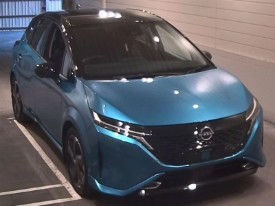 NISSAN AURA