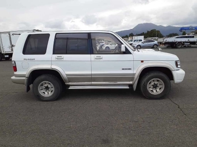 ISUZU BIGHORN