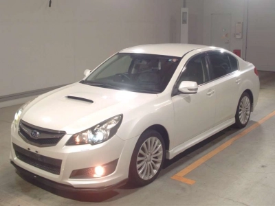 SUBARU LEGACY B4