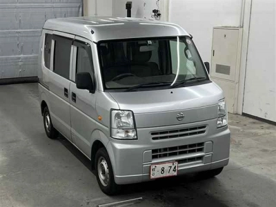 NISSAN NV100 CLIPPER