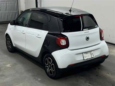 SMART FOURFOUR