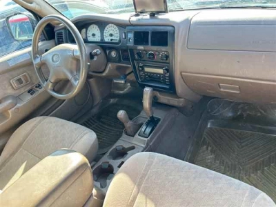 TOYOTA TACOMA