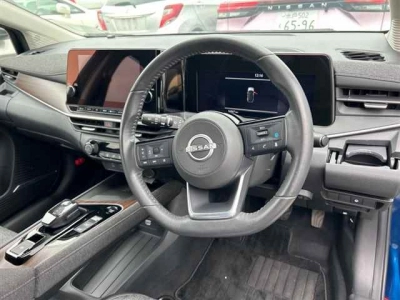 NISSAN AURA