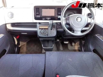SUZUKI MRWAGON