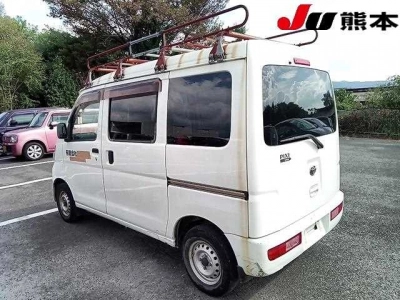 TOYOTA PIXIS VAN