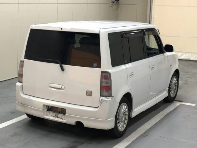 TOYOTA BB