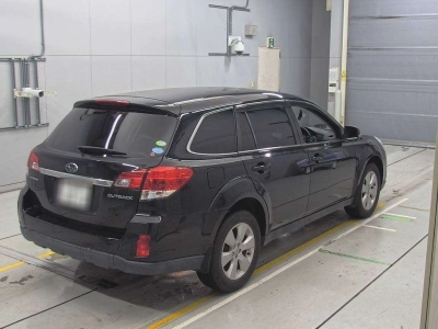 SUBARU OUTBACK