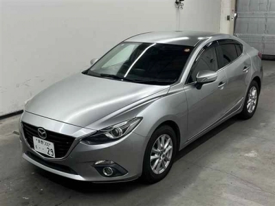 MAZDA AXELA HYBRID