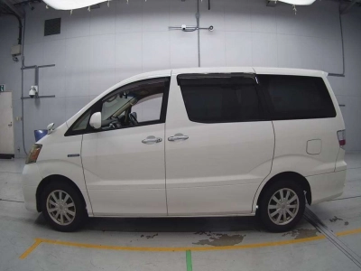 TOYOTA ALPHARD HYBRID