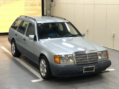 MERCEDES BENZ MEDIUM CLASS