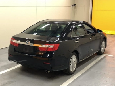 DAIHATSU ALTIS