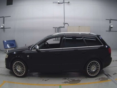 AUDI S4 AVANTE