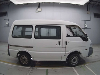 MAZDA BONGO VAN
