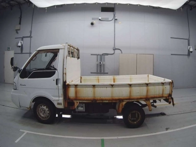 NISSAN VANETTE TRUCK