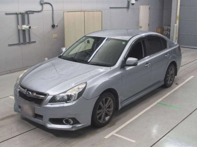 SUBARU LEGACY B4