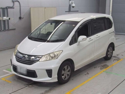 HONDA FREED