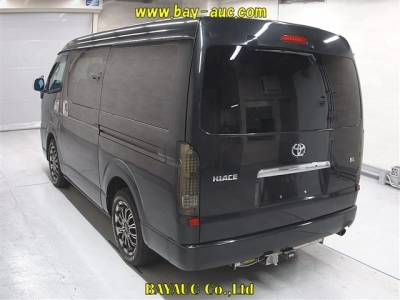 TOYOTA HIACE WAGON