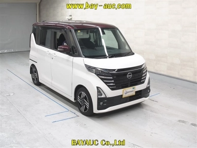 NISSAN ROOX