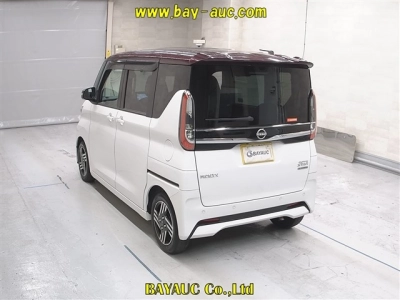 NISSAN ROOX