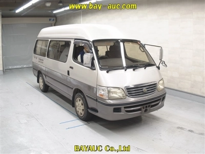 TOYOTA HIACE WAGON