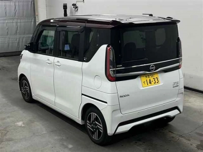 NISSAN ROOX