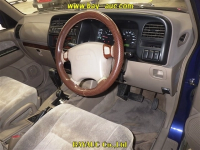 ISUZU BIGHORN