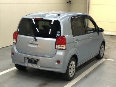 TOYOTA PORTE