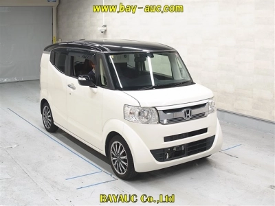 HONDA N-BOX SLASH