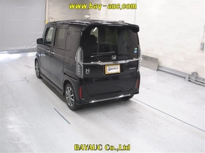 HONDA N BOX CUSTOM