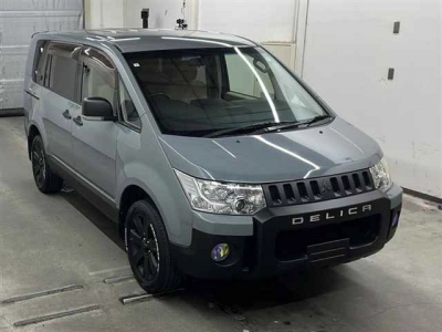 MITSUBISHI DELICA D:5