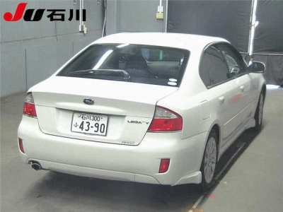 SUBARU LEGACY B4