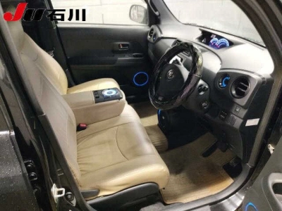 TOYOTA BB
