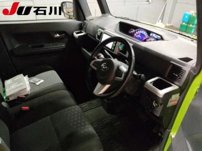 DAIHATSU WAKE