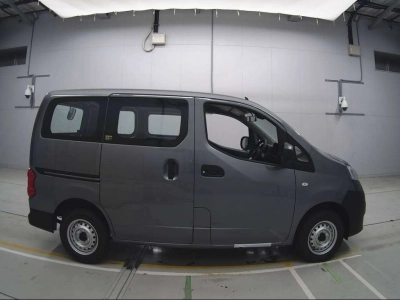 NISSAN NV200 VANETTE VAN