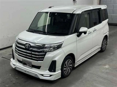 TOYOTA TANK