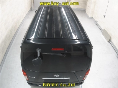 TOYOTA HIACE WAGON