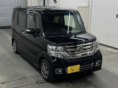 HONDA N BOX CUSTOM