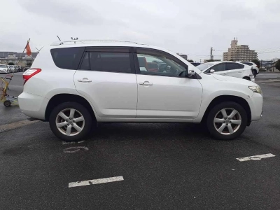 TOYOTA VANGUARD