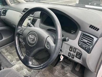 TOYOTA IPSUM