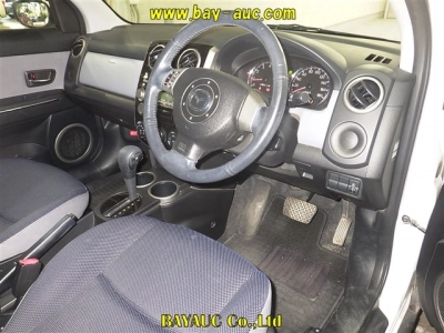 MAZDA VERISA