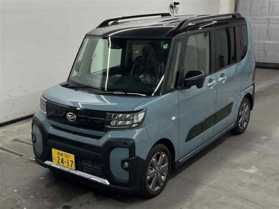 DAIHATSU TANTO FUN CROSS