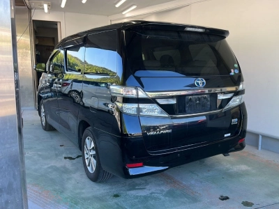 TOYOTA VELLFIRE HYBRID