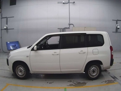 TOYOTA SUCCEED WAGON