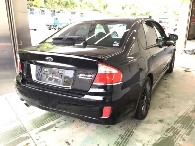 SUBARU LEGACY B4